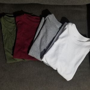 Bundle of 4 boys tee shirts